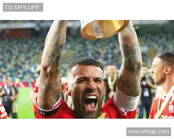 英超精彩对决巴黎圣日耳曼大胜本菲卡引发争议判罚热议